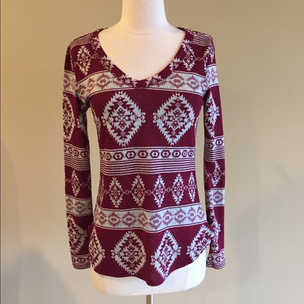 Rue 21 top long sleeve maroon tribal womens small